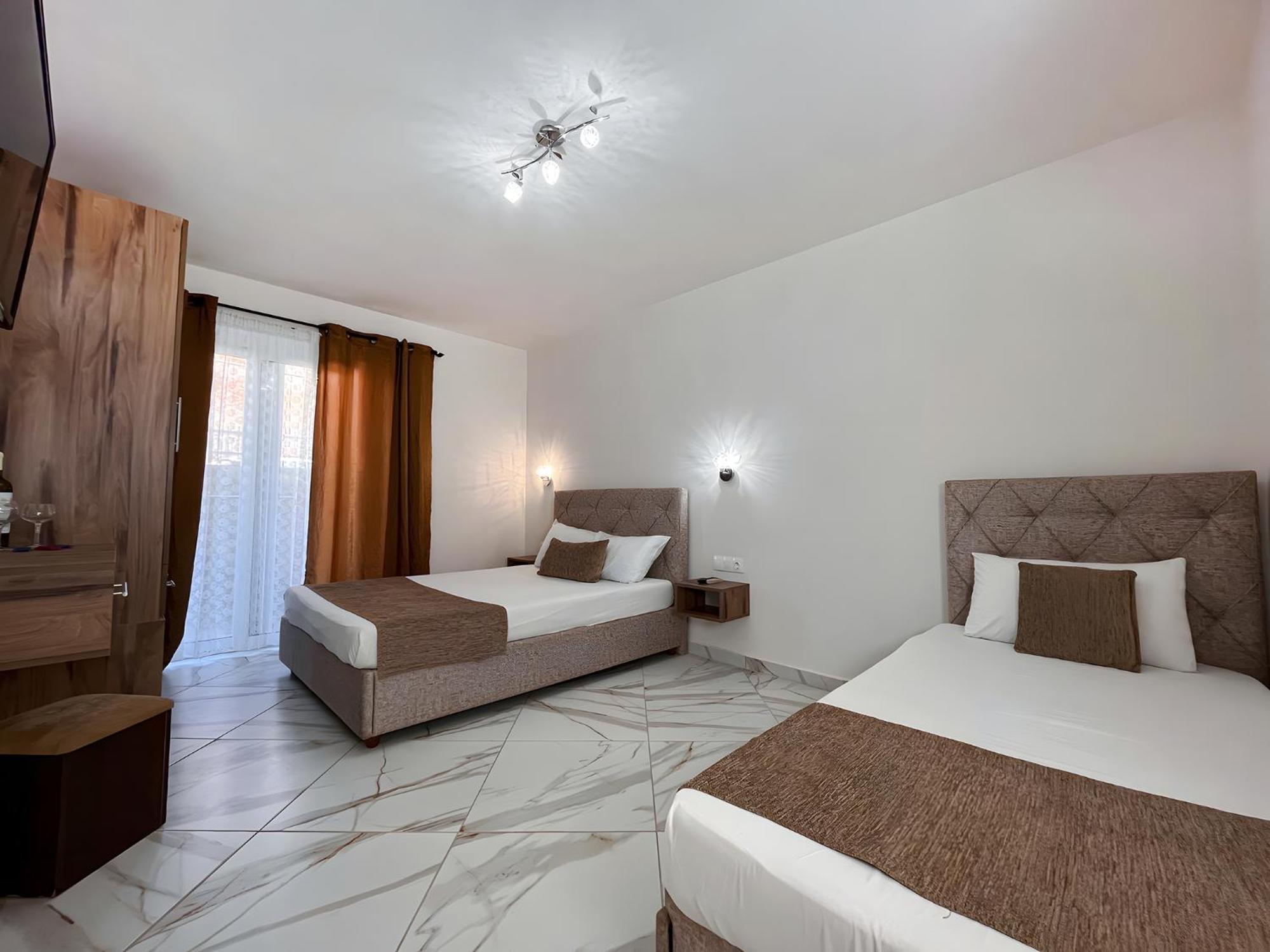Villa George Giov Sarti Zewnętrze zdjęcie